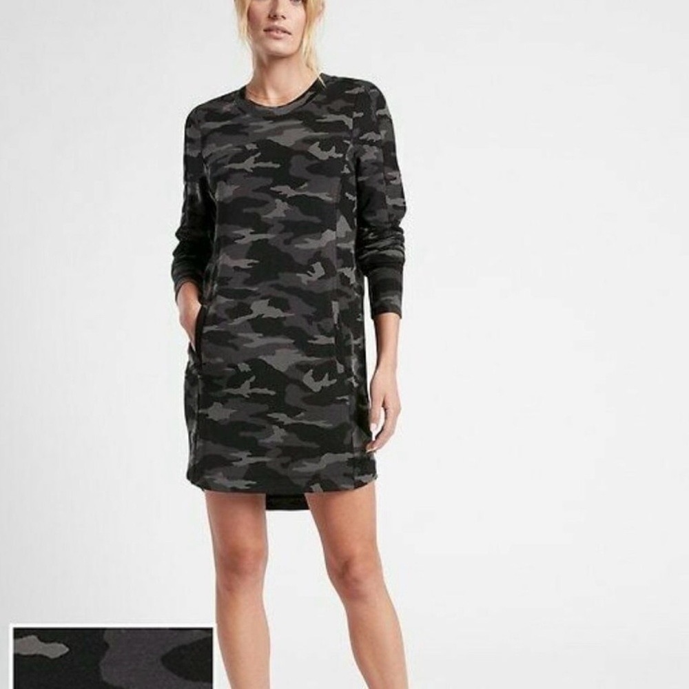 Athleta Balance Printed Dress Womens Small Gray Camo Long Sleeve Pockets Zipper